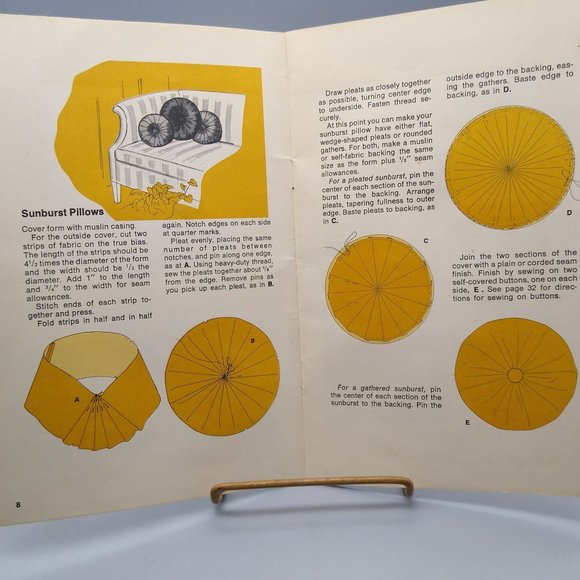 Vintage Singer How to Sew Book, Cushions Pillows and Bolsters, 1974 Sewing - Picture 2 of 3